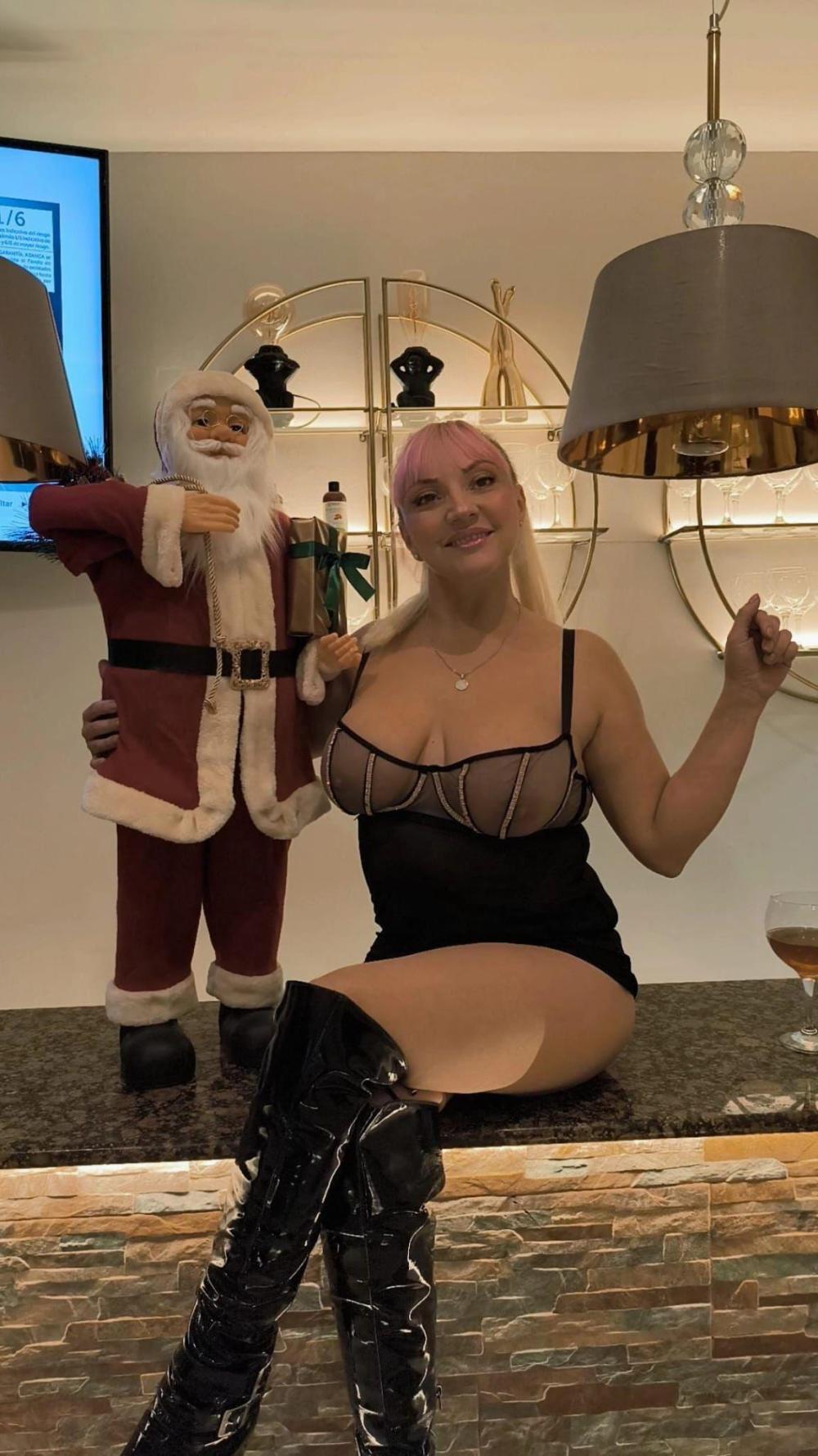 CHICA LATINA MUY ATREVIDA