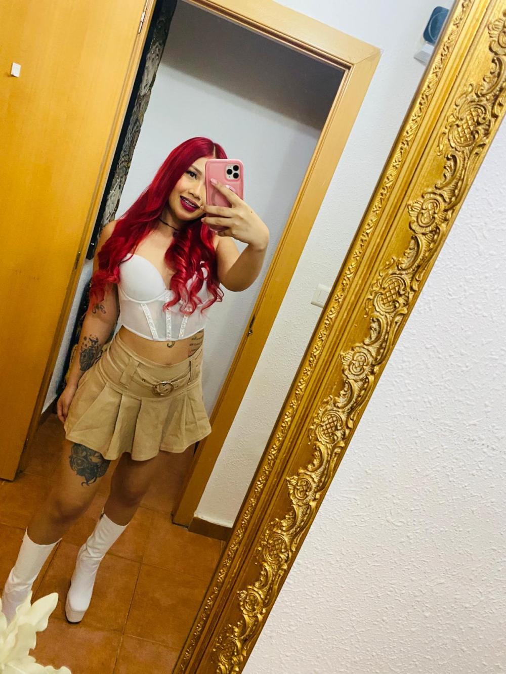 CHICA SUPER GUARRA CO GANAS DE