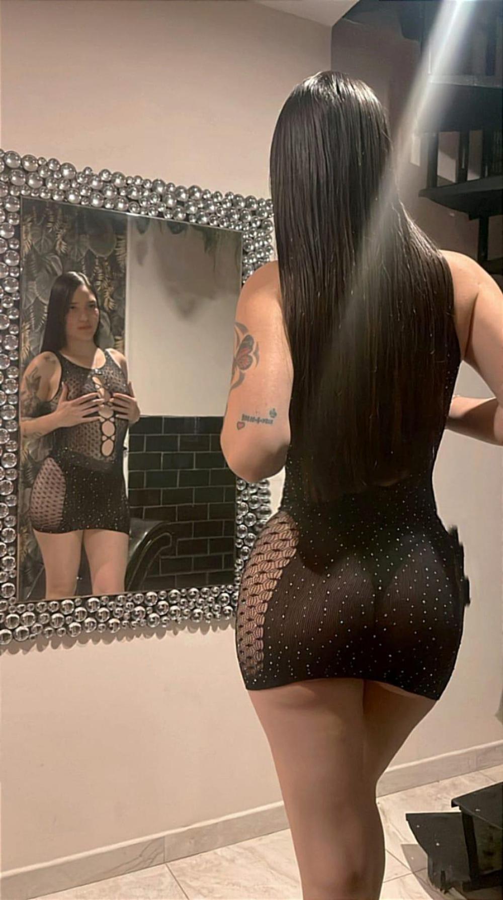 MUJER FOGOZA Y SEDUCTORA